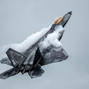 Meet your Posher, Levi